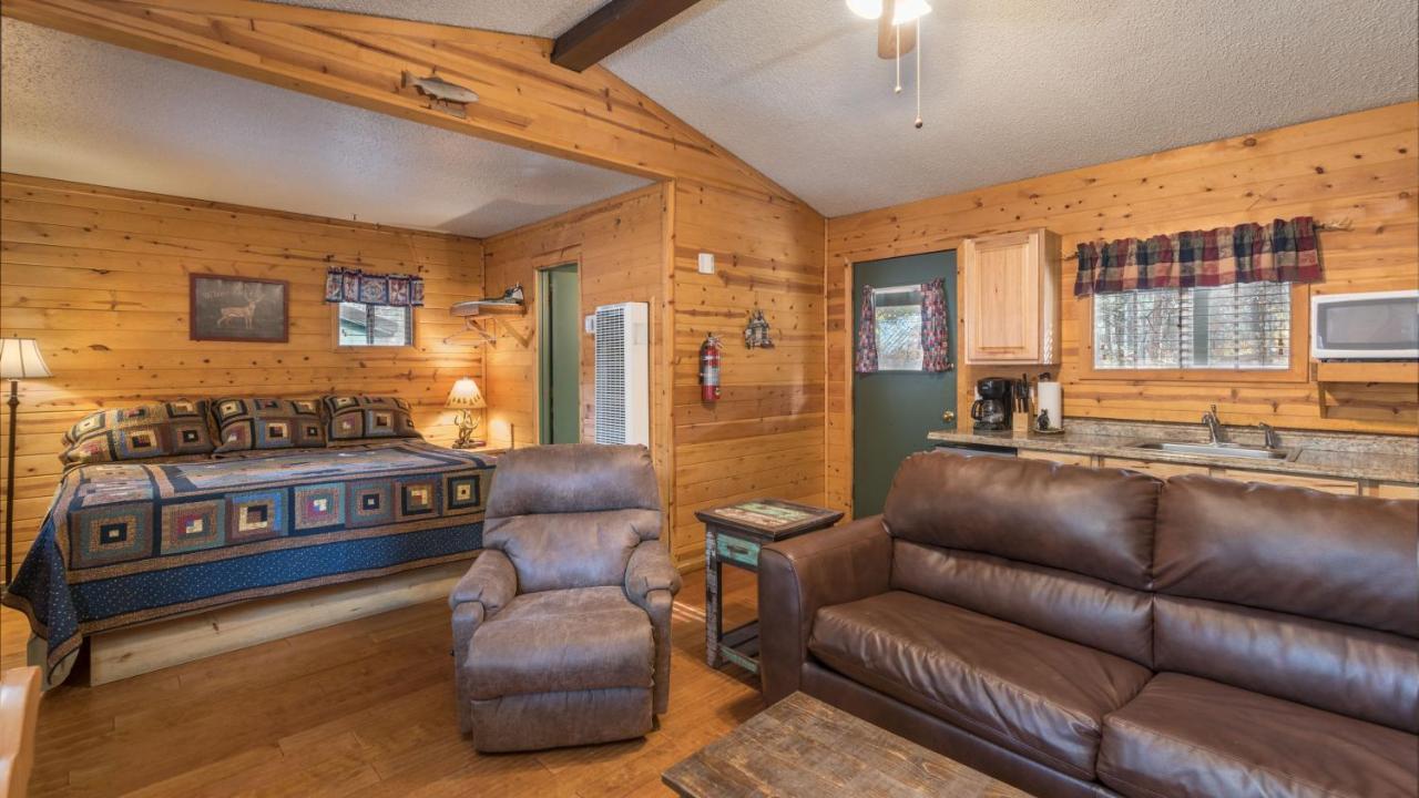 Whispering Pine Cabins Ruidoso Eksteriør bilde