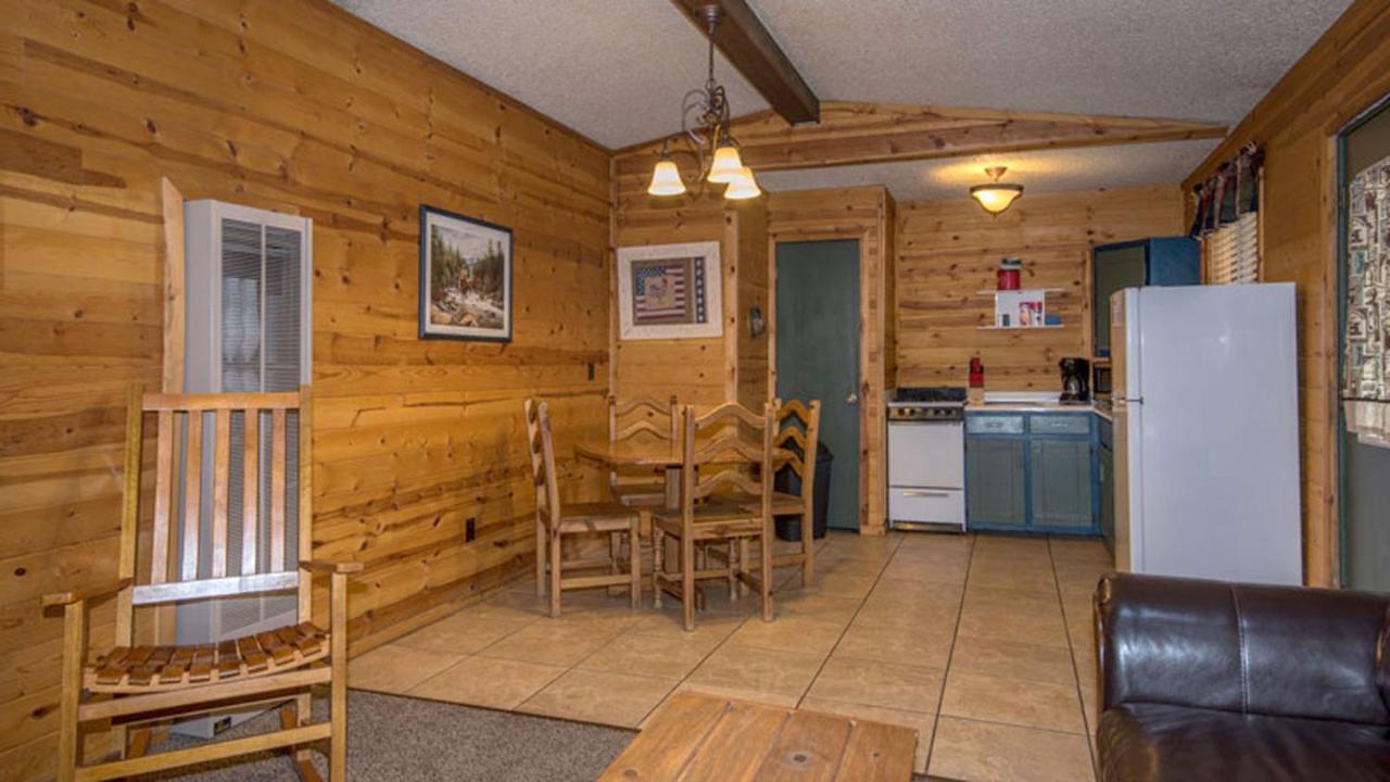 Whispering Pine Cabins Ruidoso Eksteriør bilde